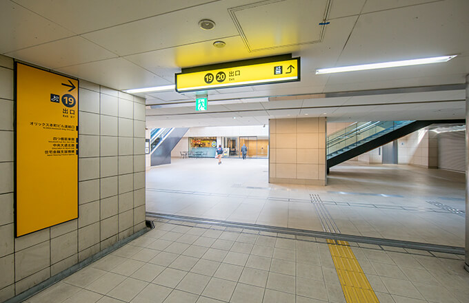 Reason01 “本町駅直結”で通勤途中にも通いやすい！